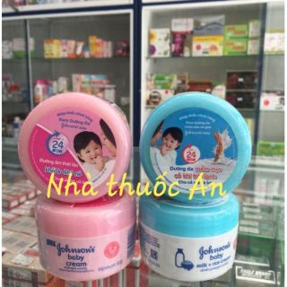 Kem dưỡng ẩm Johnson baby