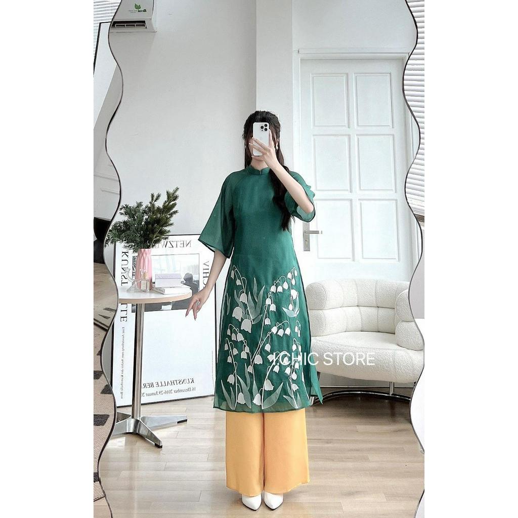 ICHIC - Áo Dài Linh Lan thêu màu sắc nhã nhặn, lịch sự.