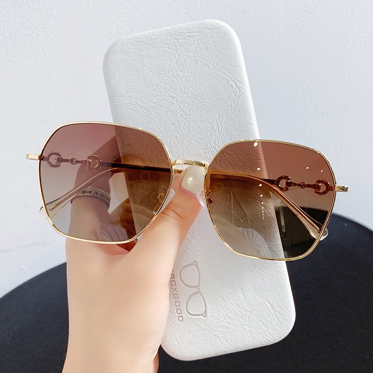 Kính Mát Thời Trang Cho Nam Nữ 2022