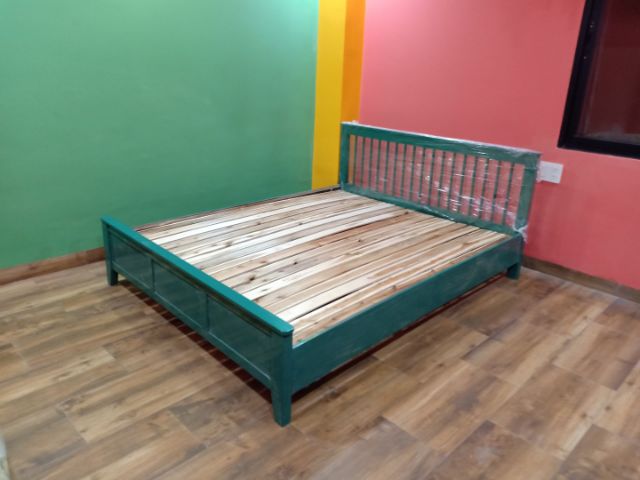 Giường gỗ thông nhập khẩu 1m8x2m