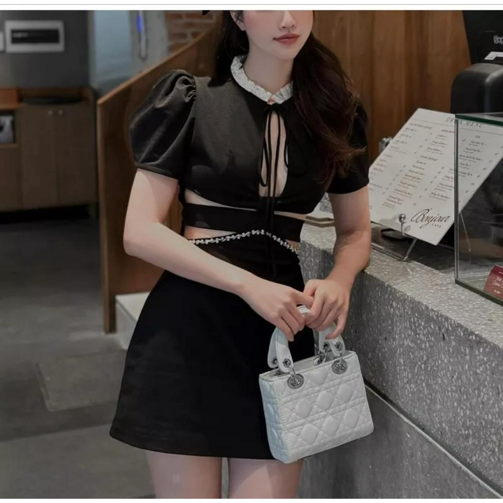 ĐẦM ĐEN KHOÉT EO NGỰC ĐÍNH CƯỜM BÈO CỔ TRẮNG TAY PHỒNG NHẸ