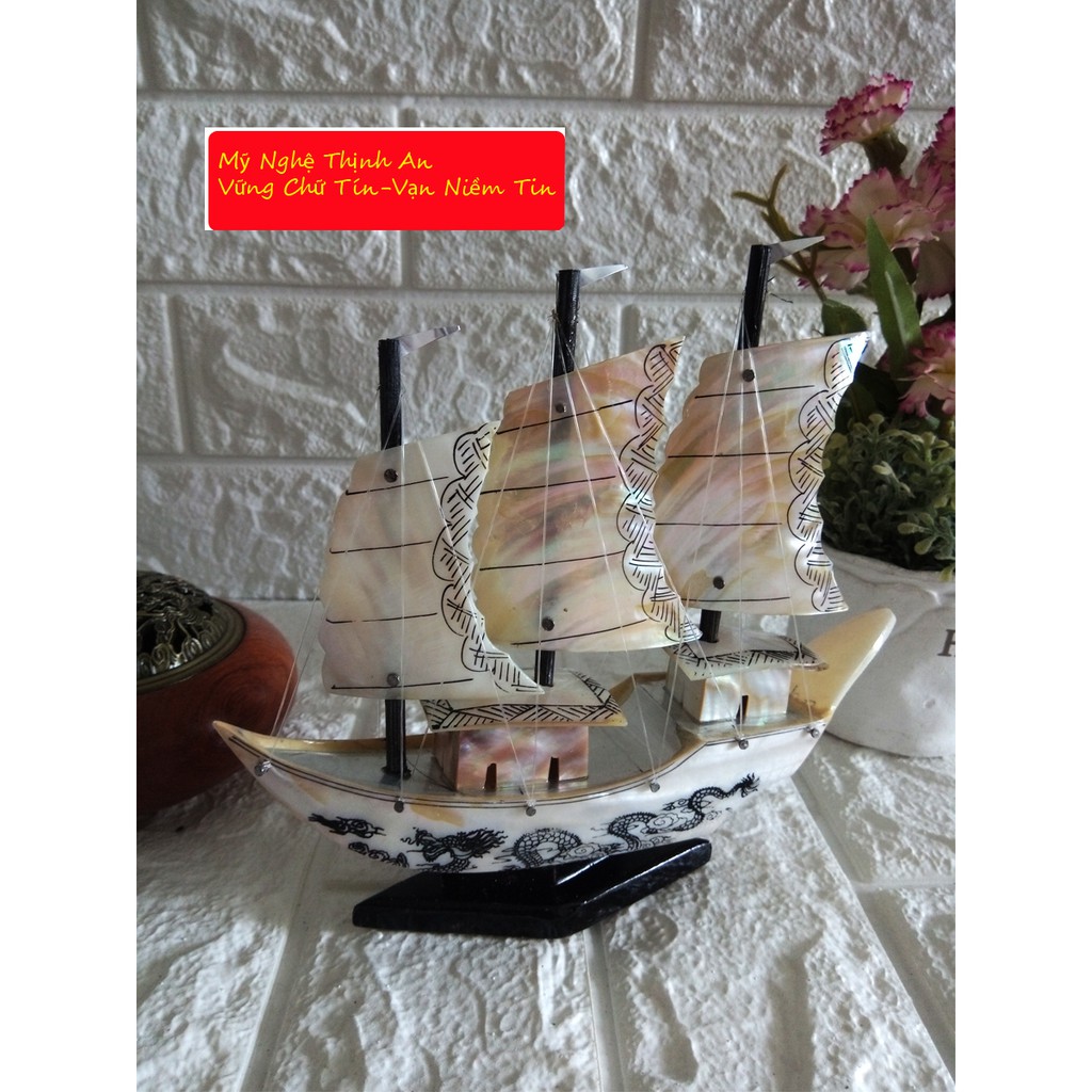 Thuyền phong thủy thuận buồm xuôi gió bằng xà cừ biển - TTRAI02
