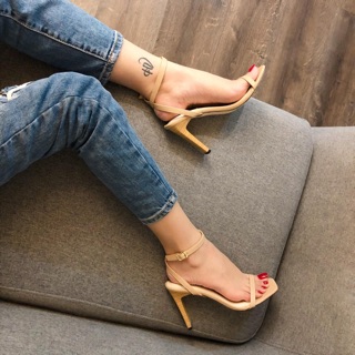 Sandal gót vân gỗ quai ngang 9p
