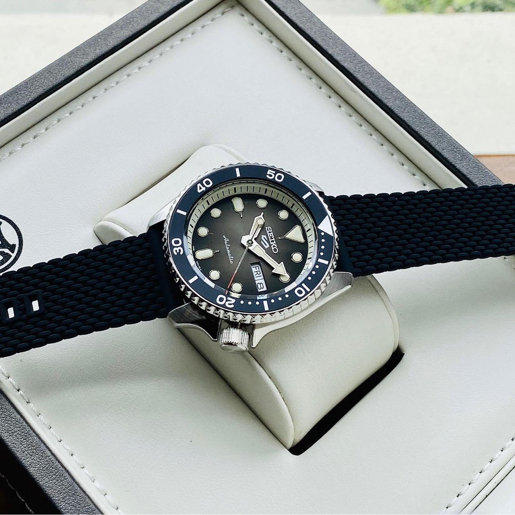 Đồng hồ nam Seiko Automatic SRPD73K2