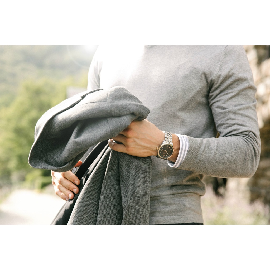 Đồng hồ chính hãng Citizen nam BM7256-50E dây kim loại demi gold thuộc bộ sưu tập Men’s Bracelet - Máy pin - Kính cứng