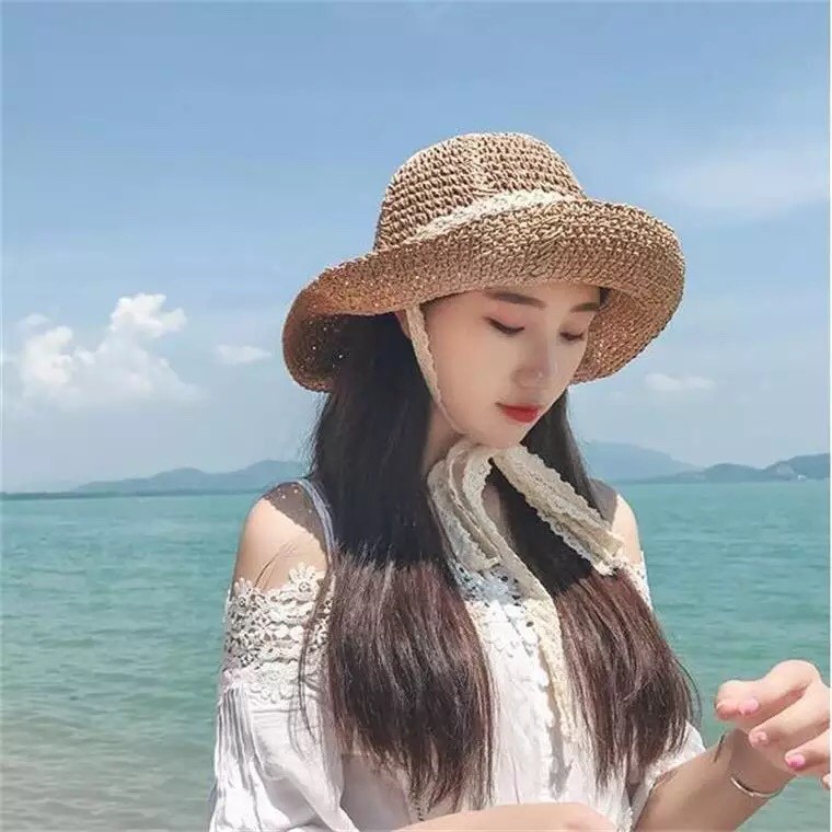 Mũ cói đi biển mẫu dây buộc