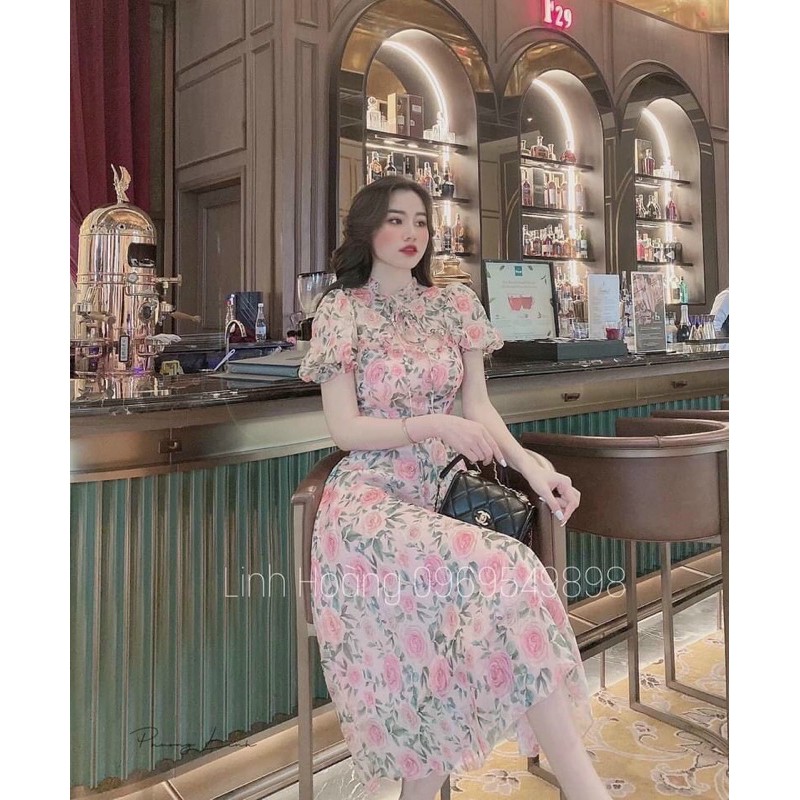 [Mã FAGREEN245 giảm 10% tối đa 30K đơn 99K] Váy maxi hoa khoét ngực cổ bèo | BigBuy360 - bigbuy360.vn