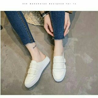 Giầy sục thể thao