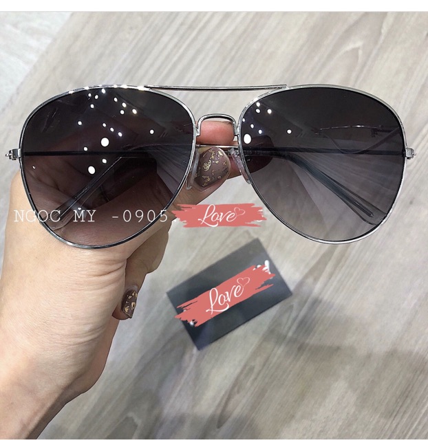 Kính râm hàng Auth