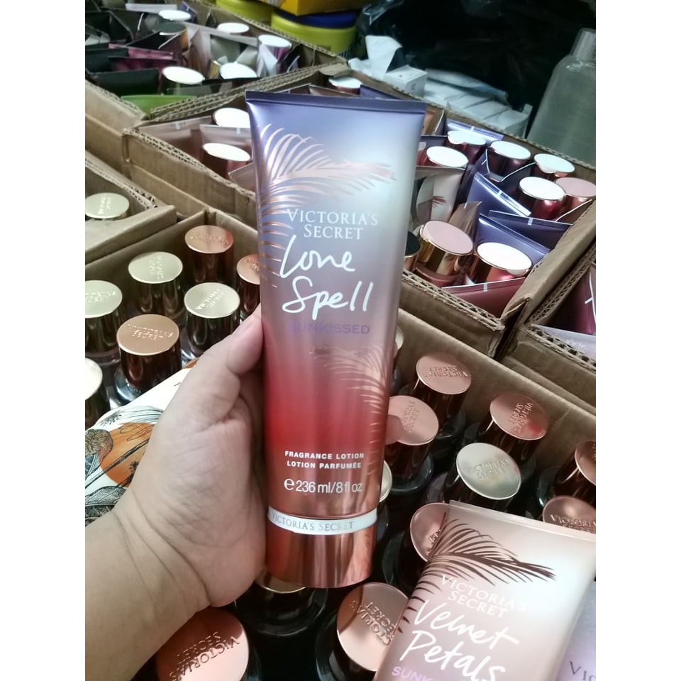 [New-Auth] Lotion dưỡng toàn thân nước hoa Victoria Secret Love Spell Sunkissed