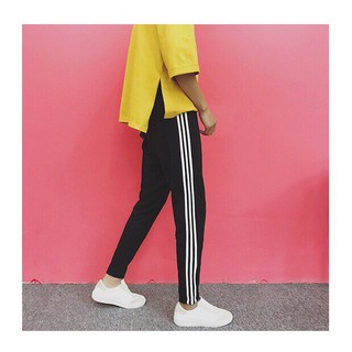 Quần Jogger 3 sọc không bo chân
