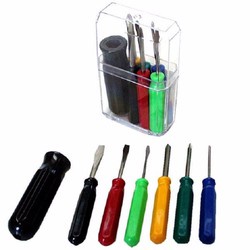 Hộp 6 tua-vít nhiều kích cỡ khác nhau kích thước: 95 x 55 mm thuận tiện cho người sử dụng hàng Nhật nội địa
