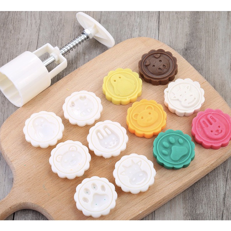 khuôn làm bánh lò xo hình thú, khuôn làm bánh trung thu 6 mặt kèm dụng cụ nhấn hình động vật