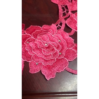 Cổ thêu đính đá mã CO73