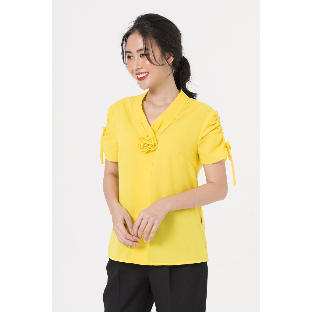 Áo nữ cổ tim nhún, đính hoa LAMER L61B20H016 (Nhiều màu)