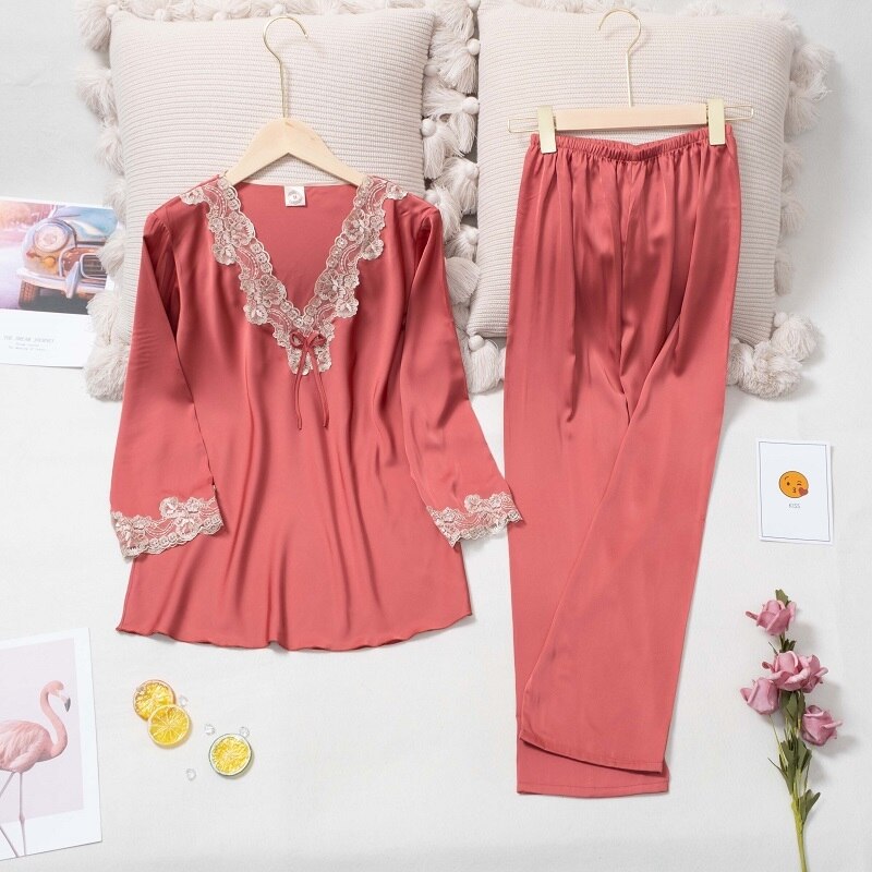 Bộ Đồ Ngủ Tay Dài Cổ Chữ V Chất Liệu Satin Mềm Mại Quyến Rũ Cho Nữ