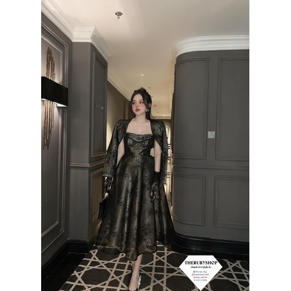 Đầm xoè kèm áo vét