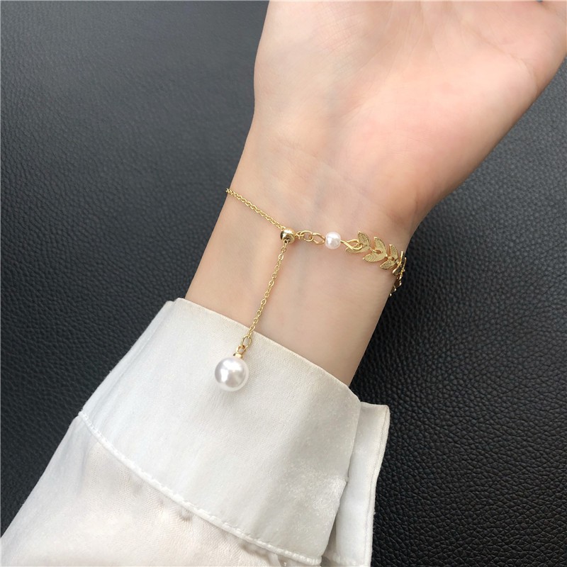 Vòng tay hình lá lúa mạch đính ngọc trai kiểu dáng dễ thương