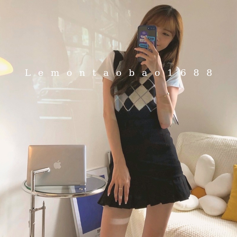 Chân váy ngắn chữ A xếp ly, cạp cao Lemon tao bao