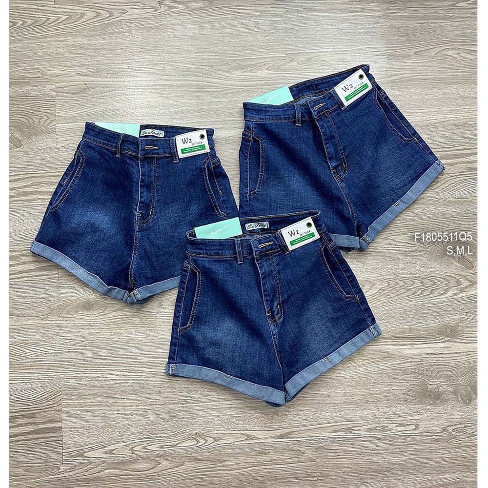 Quần short jean lật lai lưng cao gắn mác chữ hàng đẹp!