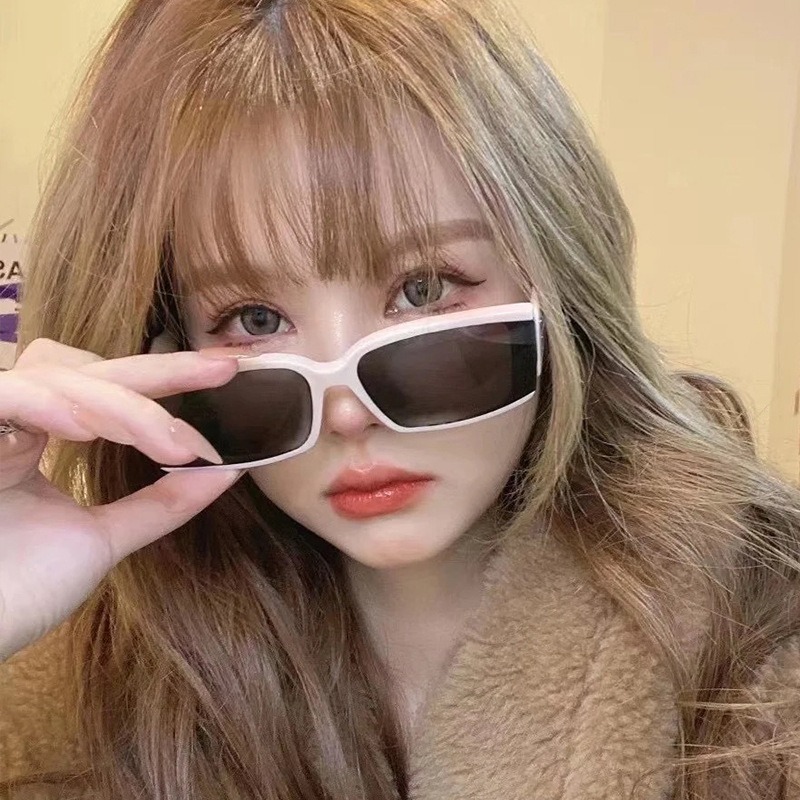 Kính Mát Gọng Chữ Nhật Phong Cách Retro Cho Nữ
