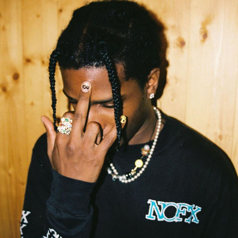 Vòng Cổ Hợp Kim Mặt Hình Khối Xúc Xắc Phong Cách Hàn Quốc