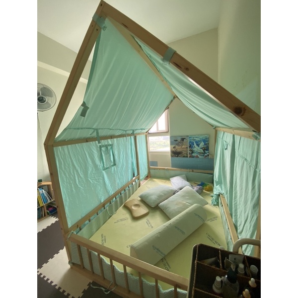 GIƯỜNG NGÔI NHÀ MONTESSORI KHÔNG GIAN TỰ LẬP CHO TRẺ