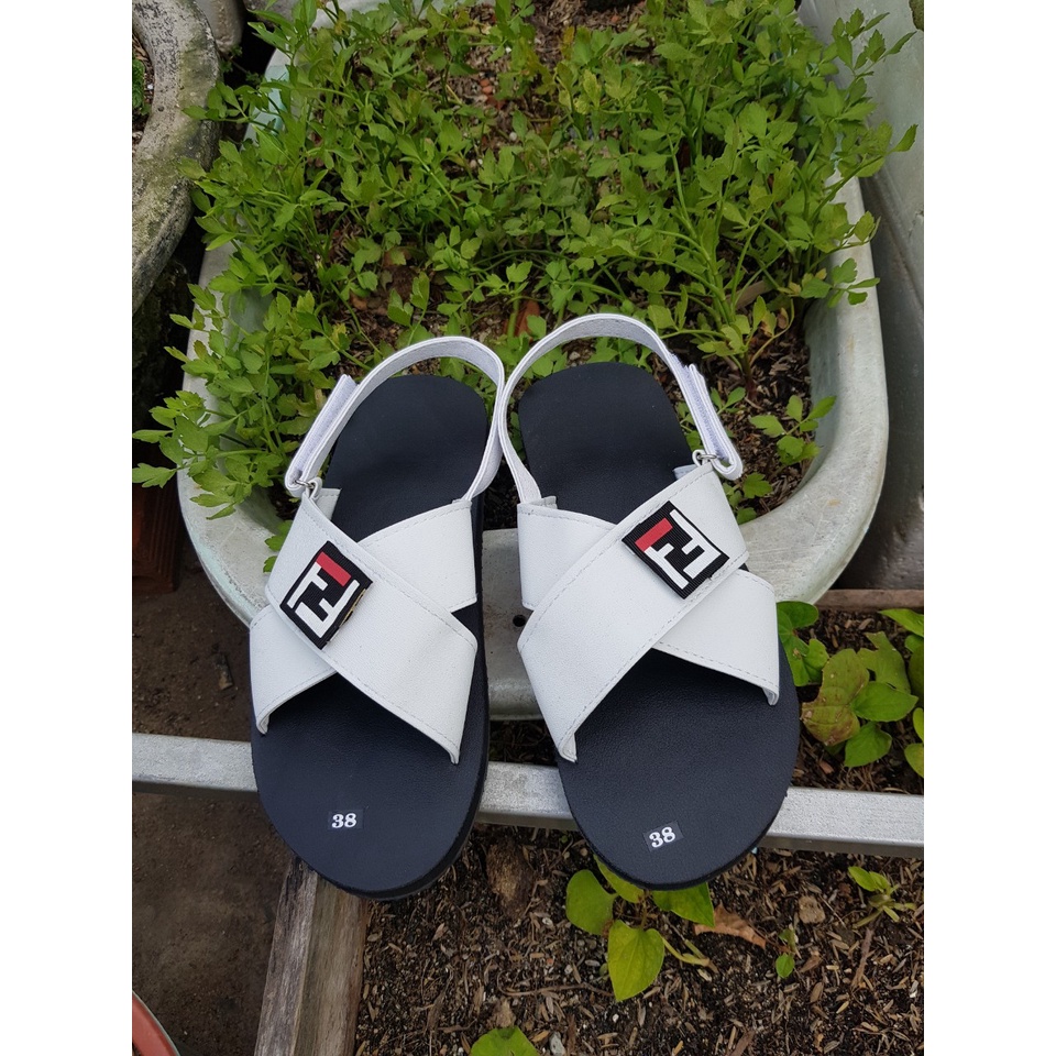 sandal đồng nai dép xăng đan nam và nữ đế đen quai trắng size từ 35 nữ đến 43 nam