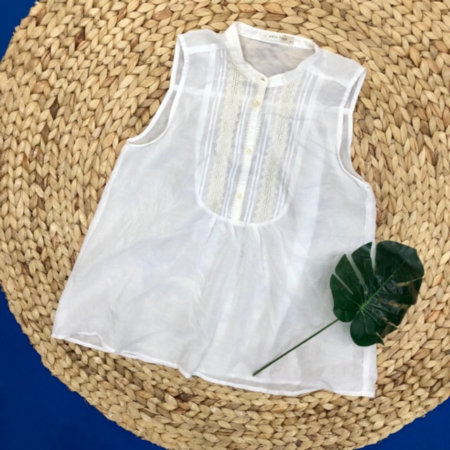 Áo sát nách phối ren trước ngực màu trắng xuất dư Hàn❤️