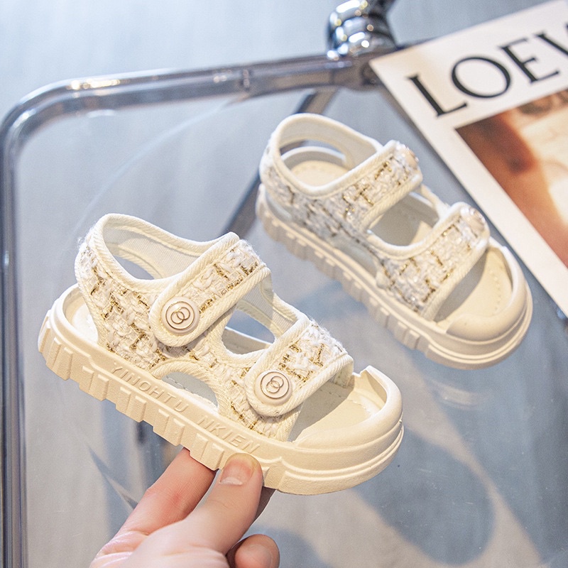 Sandal cho bé gái và bé trai hoạ tiết đính khuy từ 2-10 tuổi