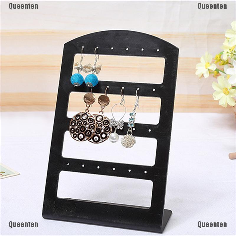 Kệ trưng bày khuyên tai trang sức tiện lợi