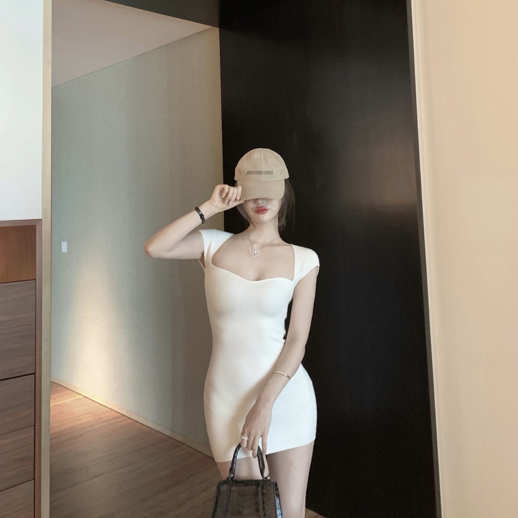 Váy dệt kim cổ vuông lượn sóng | BigBuy360 - bigbuy360.vn