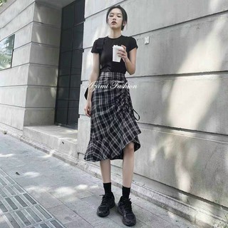 Set Chân váy kẻ đuôi cá mic áo phông