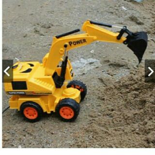 MÁY CẨU ĐIỀU KHIỂN TỪ XA