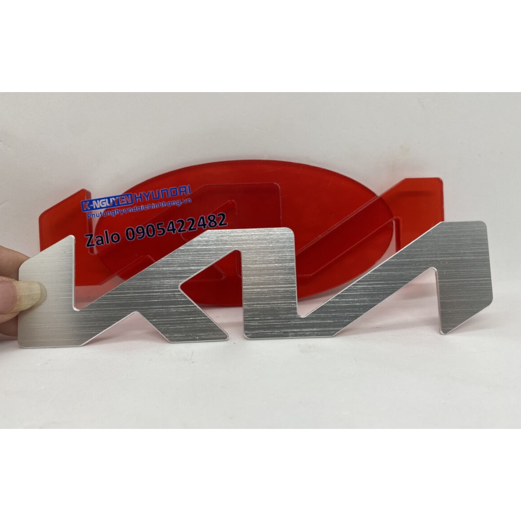 Bộ Logo mới xe Kia Carnival 2022