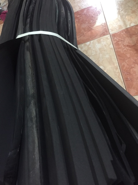 Mút xốp lót hồ cá dạng sợi to dầy 1cm.Kích thước 5x120cm trở lên.