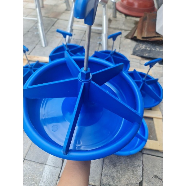 Máng ăn cho heo cài sàn nhựa cao cấp ABS 5 cánh  - Máng ăn cho lợn con