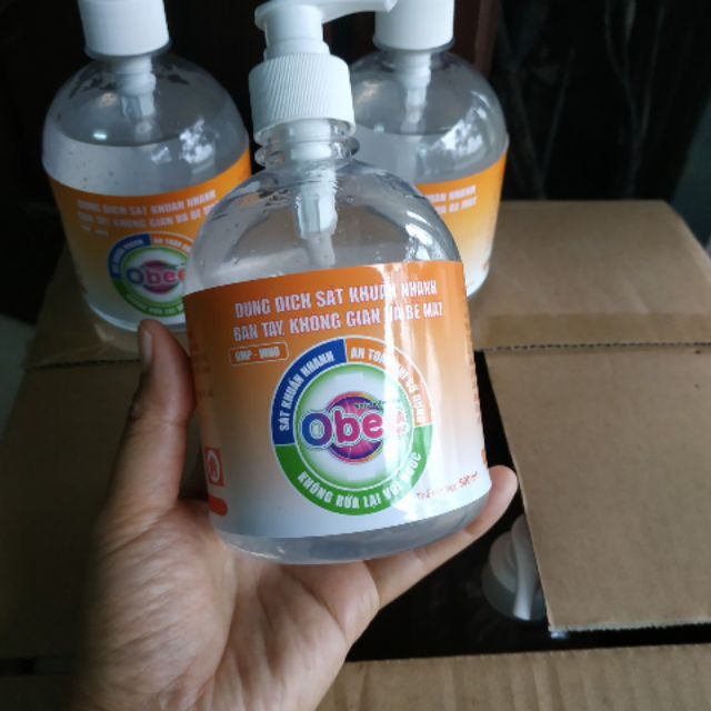 Nước rửa tay khô diệt khuẩn .