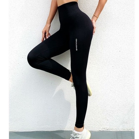Quần chun mông tập gym nữ, quần tập legging nữ Naqiyah tabei chính hãng QCM05