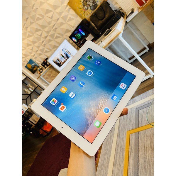 Máy tính bảngApple iPad 4 32gb/16gb - Hỗ trợ cài Full App ,màn hình Rentina 9.7 inh pin 11.560 mAh