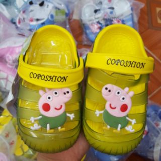 Dép sục cho bé