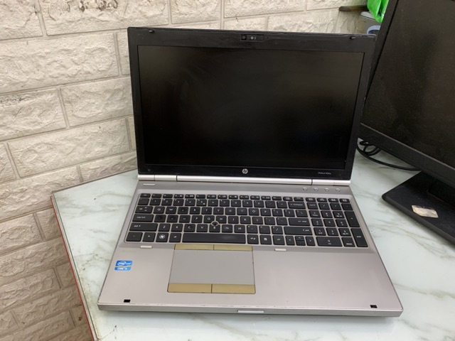 HP EliteBook 8560P i5-2520M ram 4gb 500gb