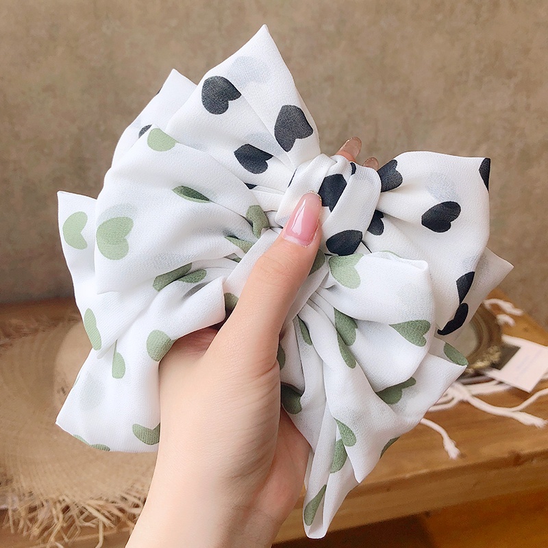 Kẹp tóc nơ vải bản to họa tiết tim nhiều màu đáng yêu