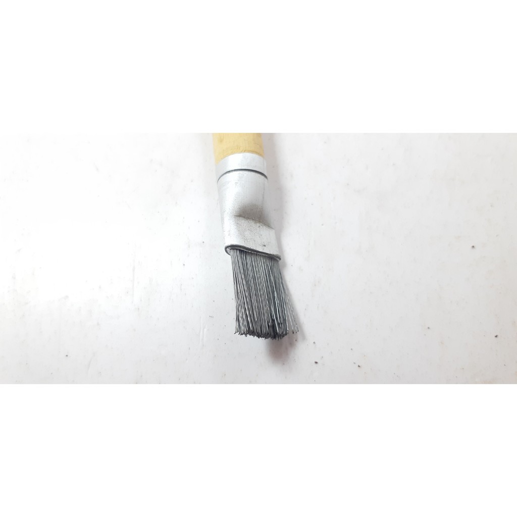 Cọ Sắt Cán Gỗ