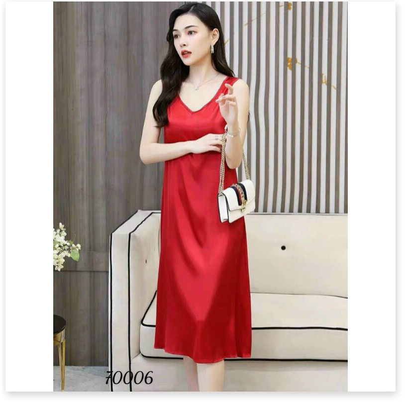 ĐẦM SATIN HỌA TIẾT TRƠN NHƯNG KHÔNG KÉM PHẦN SANG TRỌNG THỜI TRANG KOKO MI