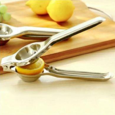 Dụng cụ kẹp, ép nước chanh inox sáng bóng