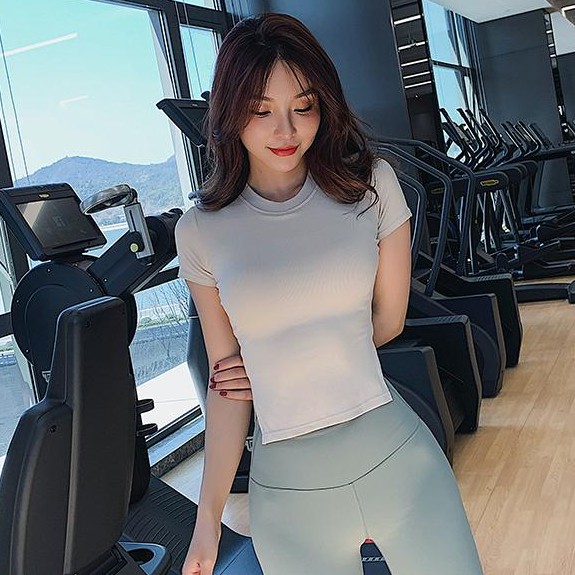 Áo Thun Tập Gym Nữ [𝐂𝐎́ 𝐌𝐔́𝐓 𝐍𝐆𝐔̛̣𝐂] ôm body thun gân co giãn vải mịn mát siêu bền đẹp thể thao 𝐆𝐘𝐌𝐒𝐓𝐎𝐑𝐄 1821