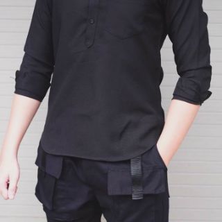 Aó sơ mi ĐEN CỔ CHUI Hàn Quốc