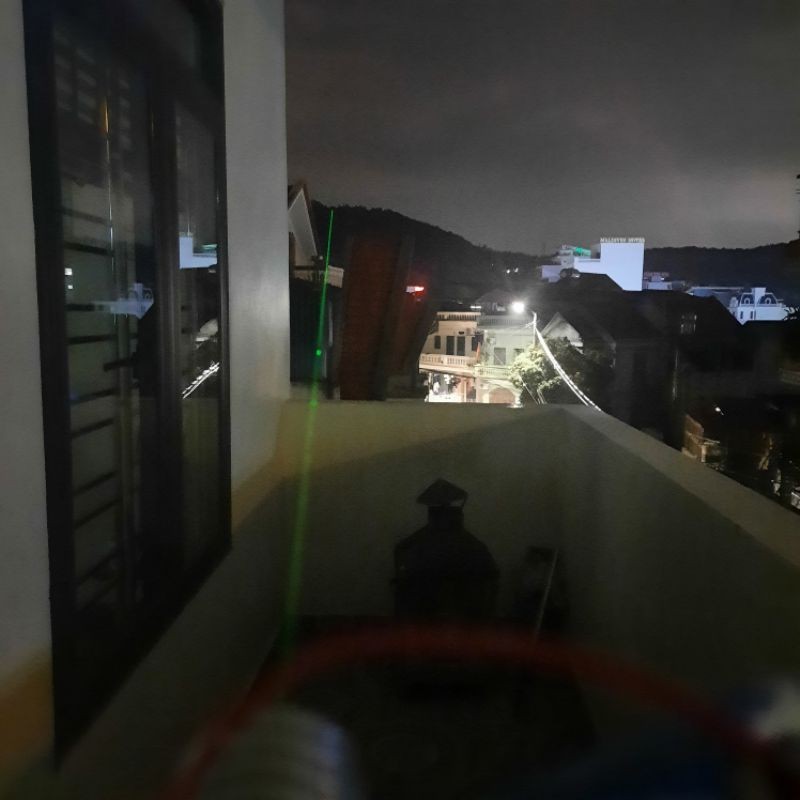 đèn laser công suất cao tia xanh(3.v-3.5v)