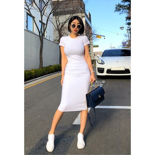 Váy body + túi sách thời trang